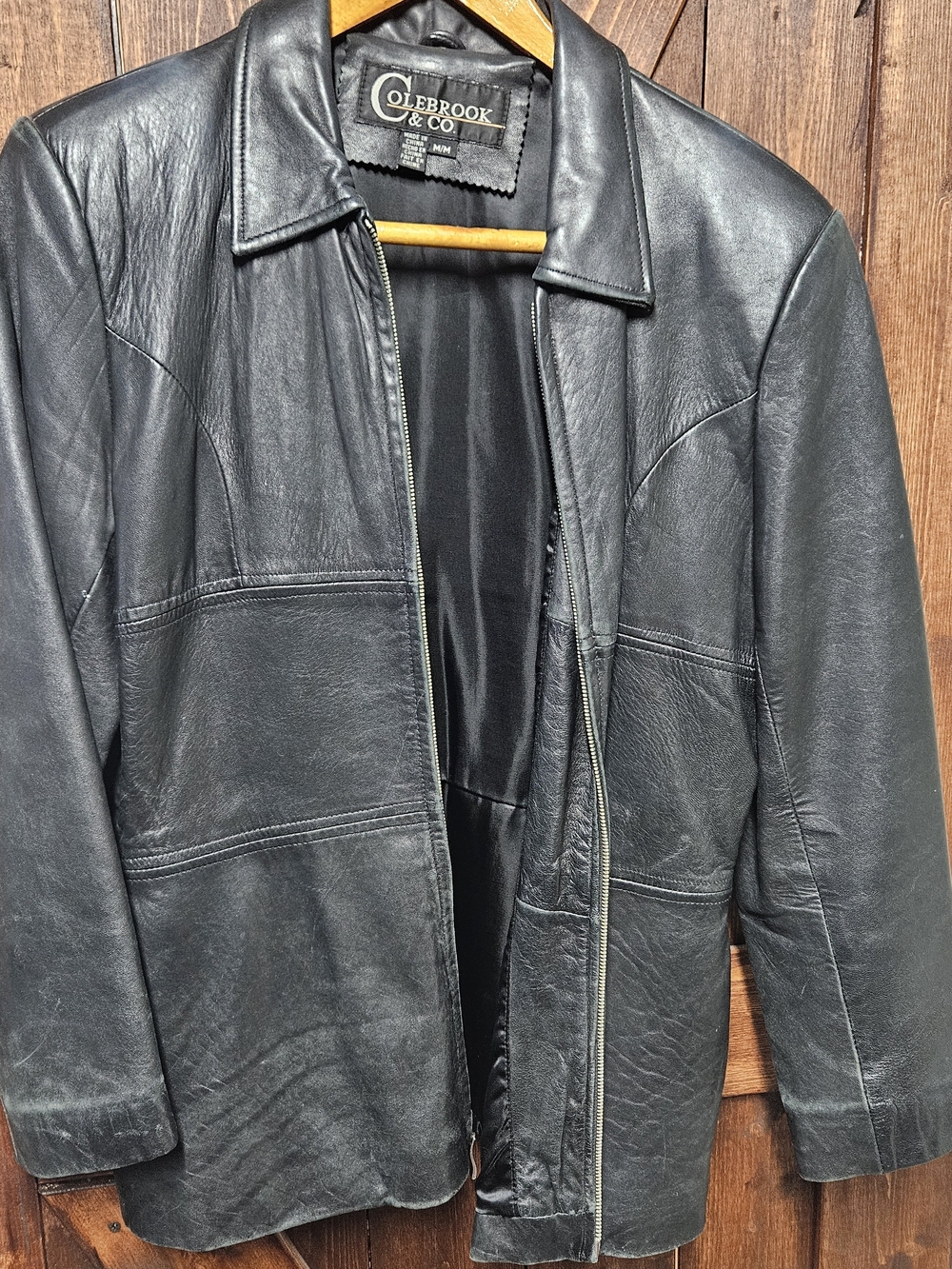 Colebrook & Co. Men's Black Leather Bomber Jacket